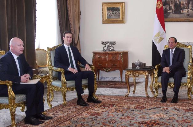 صورة خلال اللقاء