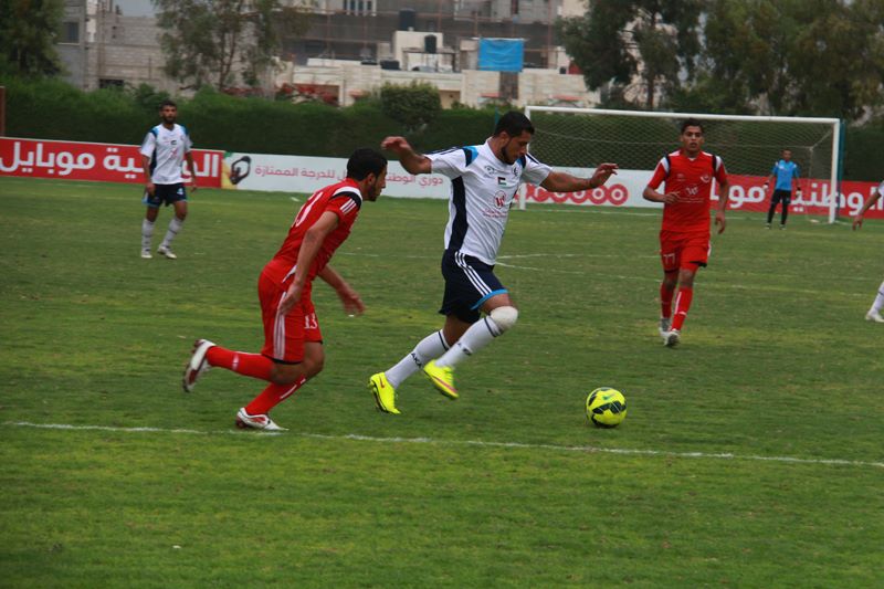 جانب من مباراة سابقة بين الهلال وخدمات خانيونس