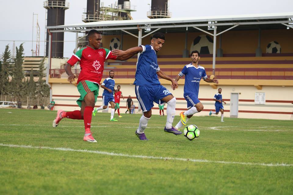 جانب من مباراة أهلي النصيرات والعودة