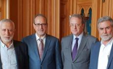 خلال اللقاء