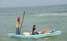 الطفلة مدلين اثناء رحلة الصيد 