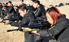 الحارسات الشخصية موضة جديدة بالصين