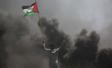 موقع والا: الجيش الإسرائيلي يفجر علماً على حدود قطاع غزة