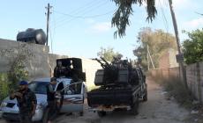 قوات تابعة لحكومة الوفاق عند إحدى جبهات القتال مع قوات حفتر بمنطقة عين زارة جنوب طرابلس