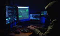 ضابط "إسرائيلي": نخوض وحماس صراع أدمغة حول تجنيد العملاء