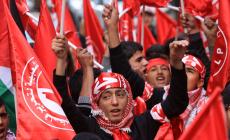 الشعبية: قطع الرواتب والمخصصات عار يعزز الانقسام والانفصال