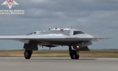 طائرة شبح روسية قتالية مسيرة تُسمى "أخوتنيك" وتعني بالروسية "الصياد"