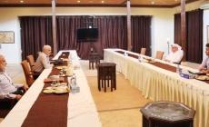 صورة خلال اجتماع العمادي مع السنوار