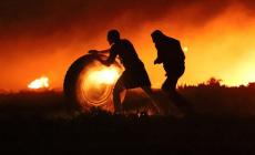 اصابات بالاختناق خلال قمع الاحتلال مظاهرة الارباك الليلي شرق رفح