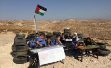 طلاب في مسافر يطا