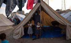 ارتفاع عدد الوفيات بين النازحين بسبب البرد القارس إلى 8 وفيات