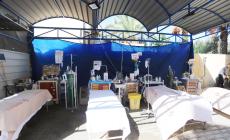 لجنة طوارئ كهرباء غزة تقوم بتركيب شبكة كهرباء لتوفير المياه للمستشفى الكويتي الميداني