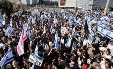 غضب شعبي يتصاعد.. مستقبل نتنياهو على مفترق طرق!