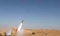 القوات المسلحة اليمنية تستهدف قاعدة نيفاتيم بصاروخ (فلسطين 2)