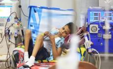 وزارة الصحة في غزة تُطلق نداءً عاجلًا لتوفير الأدوية: عجز غير مسبوق يهدد حياة آلاف المرضى