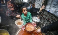 شبكة المنظمات الأهلية تحذر من توقف التكيات والمطابخ المجتمعية في غزة