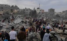 المكتب الإعلامي: مجزرة عائلة النجار جريمة حرب وإبادة جماعية