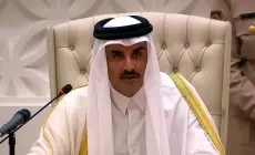 أمير قطر يطالب بتحرك دولي عاجل لإعادة إعمار غزة