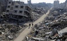 بيوت على حافة الهاوية الغزيون تحت أسقف وجدران على وشك الانهيار 