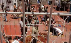 خلف الأبواب المغلقة… حيث يُستكمل القتل