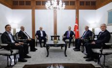 وفد قيادة حماس يلتقي وزير الخارجية التركي السيد هاكان فيدان في أنقرة