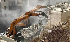 هدم 55 منزلًا منذ بداية العام… حماس تحذر من مخططات التهجير والضم