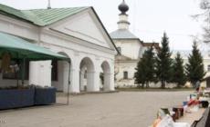 بلغت قيمة البلاط المسروق 200 ألف روبل أي ما يعادل 4500 يورو