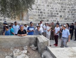 اقتحامات واسعة للمستوطنين لباحات الأقصى