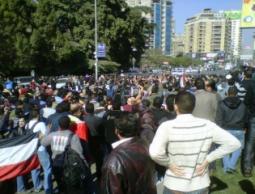 انتفاضة المصريين ضد نظام مبارك مستمرة