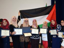 الفريق الفلسطيني النسوي يحصل على جائزة أفضل خطة عمل ريادية