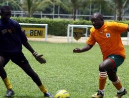 نكورونزيزا يمينا