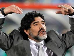 دييغو مارادونا