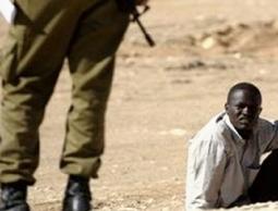 أحد المهاجرين الأفارقة (الأرشيف)