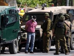 اعتقال مواطنين بالضفة