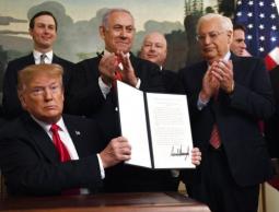 خلال التوقيع