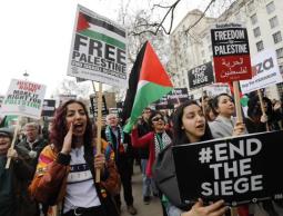 زعيم أكبر اتحاد عمالي ببريطانيا يدعو لمظاهرة مؤيدة لفلسطين