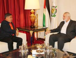 هنية يستقبل وزير الدفاع الماليزي