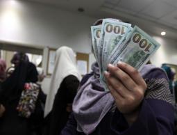 وزارة التنمية تكشف حقيقة الكشوفات الملحقة لمنحة ال100$ القطرية
