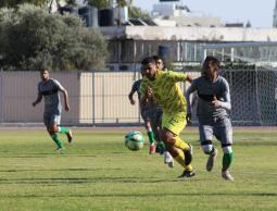 جانب من أحد مباريات دوري الأولى