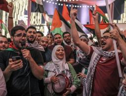 رفع اعلام فلسطين في المونديال