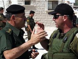 أجهزة السلطة تنتشر في طرقات نابلس بحثاً عن منفذي عملية (الفندق)