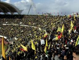 حشود ضخمة تتجمع في بيروت استعدادًا لتشييع الشهيدين حسن نصر الله وهاشم صفي الدين