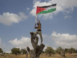 فصائل العمل الوطني والإسلامي تهنئ الشعب الفلسطيني بعيد الفطر