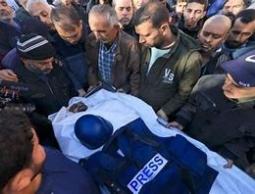 حركة حماس تدين العدوان الإسرائيلي المتواصل على الصحفيين وتطالب بحمايتهم