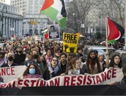 تظاهرات عالمية حاشدة تندد بالإبادة الجماعية في غزة وتطالب بوقف الحرب