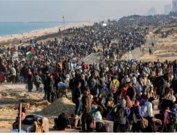 منظمات أممية ودولية ترفض العرض الإسرائيلي بشأن مساعدات غزة وتطالب بفتح المعابر