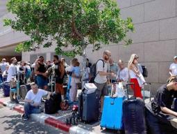 عشرات آلاف المستوطنين يعودون إلى (إسرائيل) عبر مصر والأردن