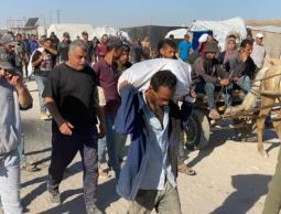 مجزرة جديدة في غزة .. 16 شهيداً في استهداف منتظري المساعدات