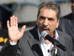 توفيق الطيراوي يهدد عباس بكشف ملفات فساد كاملة أمام الرأي العام