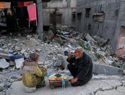 رمضان على حافة الخطر.. العائلات القريبة من 